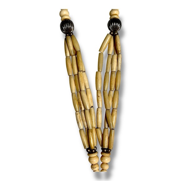 VINTAGE Carved Beaded Necklace in Orange Quartz 15” - Picture 15 of 16